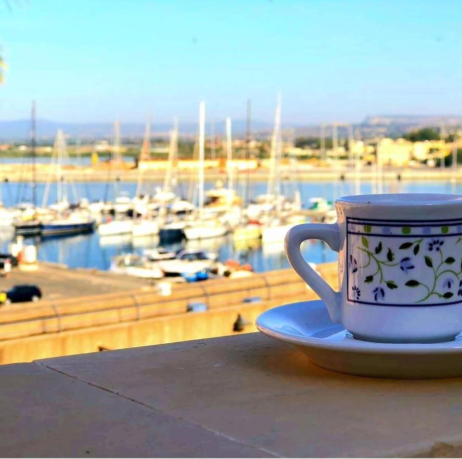 B&B Marina Di Ortigia Syracuse Exterior foto